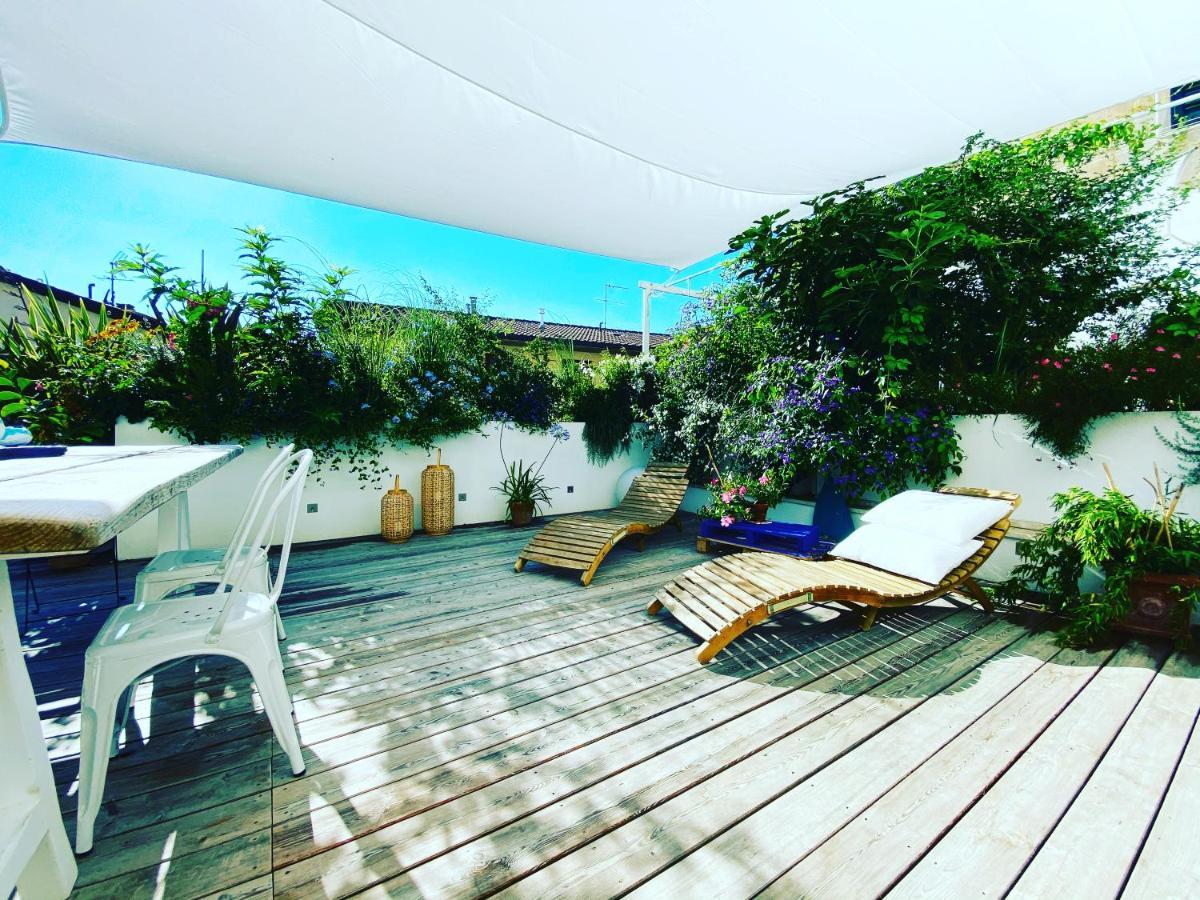 Civiconovantatre - New B&B San Vincenzo Exteriör bild